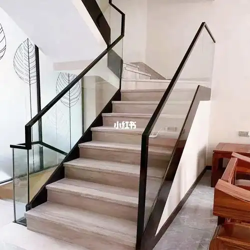 各种材质款式的楼梯扶手总有一款适合您