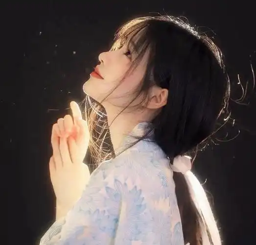 女头丨不能错过的30张绝美女生头像,第一张太爱了!