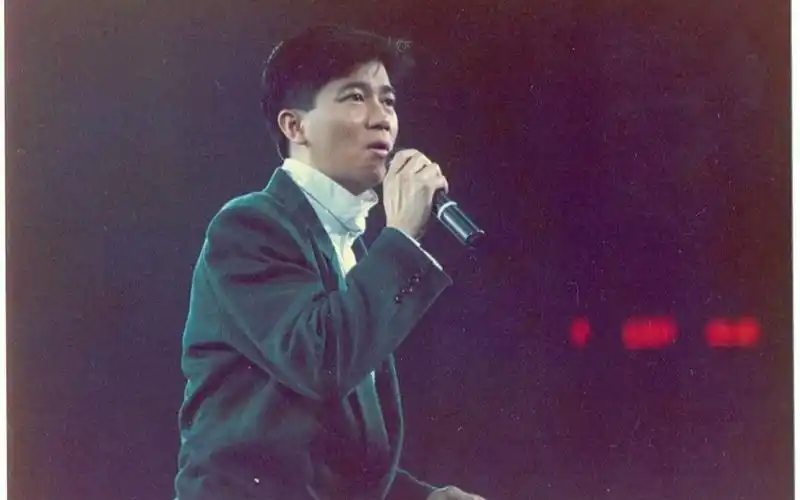 1989陈百强十周年演唱会字幕版_哔哩哔哩 (゜-゜)つロ 干杯~-bilibili