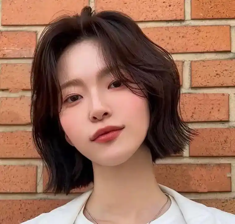 一款#短发烫发造型.       进来短发烫发 - 抖音