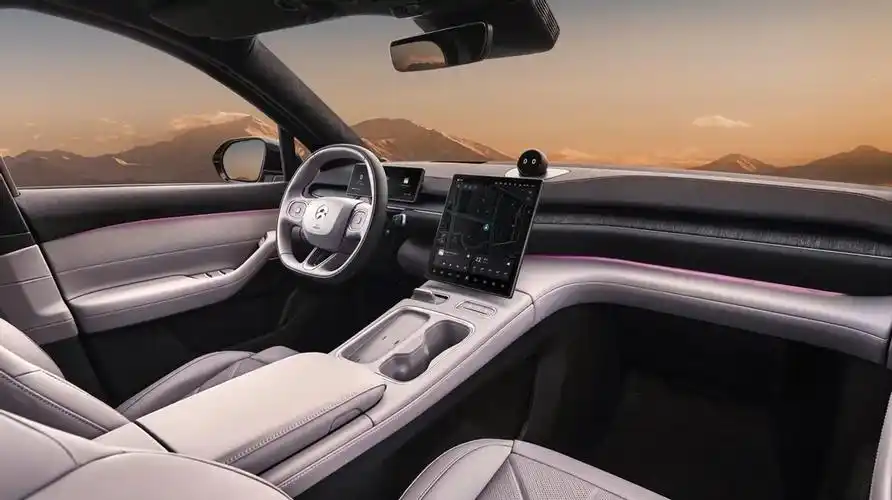 e汽车蔚来智能电动轿跑suv全新ec6上市