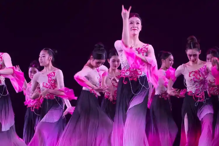 广西艺术学院舞蹈学院毕业汇演