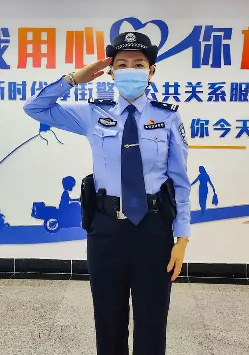 广东省东莞市厚街女警段妍,身负三重身份!