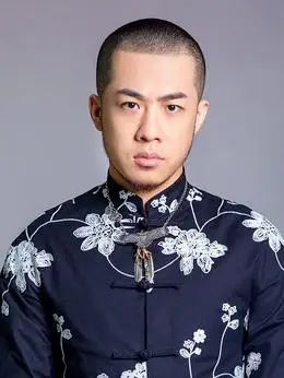 王轩个人资料简介_王轩图片写真_王轩影视作品_王轩最新消息_明星库