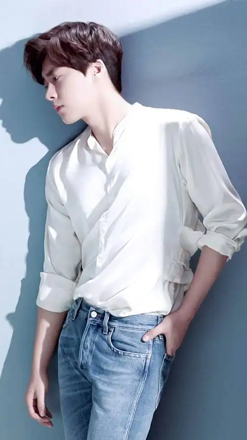 李易峰4k超清全面屏手机壁纸