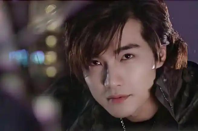 贺军翔家遭警方搜查##贺军翔被告性骚扰