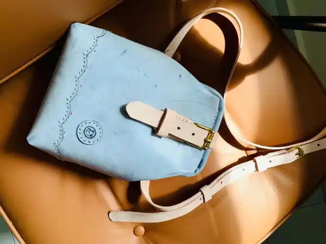 新品上架手工皮革包