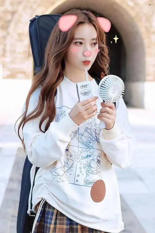 张紫宁最美中轴线饭拍