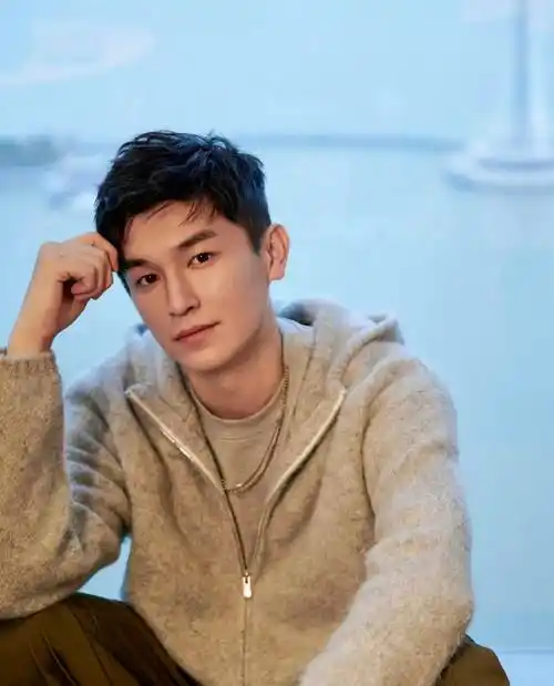 杨旭文悬疑剧《黑白诀》受期待:搭档田雨实力主演!