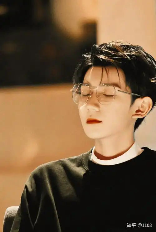 有没有王源照片氛围感爆棚的