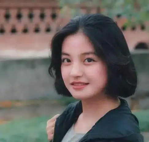 马云的老婆赵薇 马云的老婆-大连号