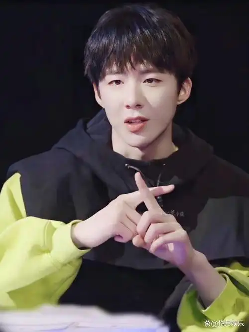 近日,对于刘宇宁片场抽烟事件让网友纷纷议论跟关注.