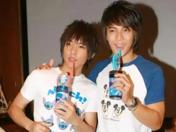 炎亚纶在线否认爱汪东城,称其以性向羞辱人_网友_其他_飞轮海