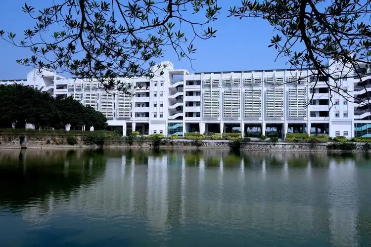 【图片3】课间闲拍-中山大学--蜂鸟论坛照片套图