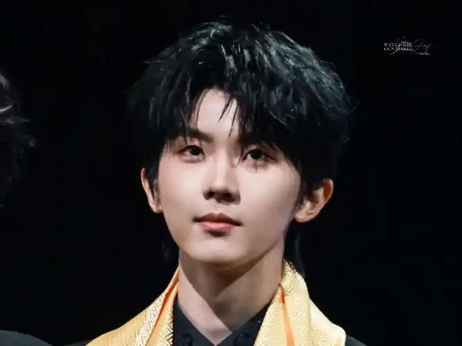 【马嘉祺】东方风云榜颁奖 采访cut 就这个楼永一 爽