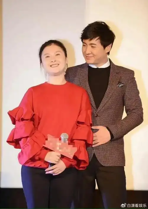 沈腾一家三口现身宁夏!真实夫妻状态曝光!引发网友热议