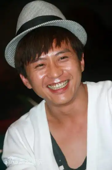 图文延安爱情发布会邓超阳光笑容