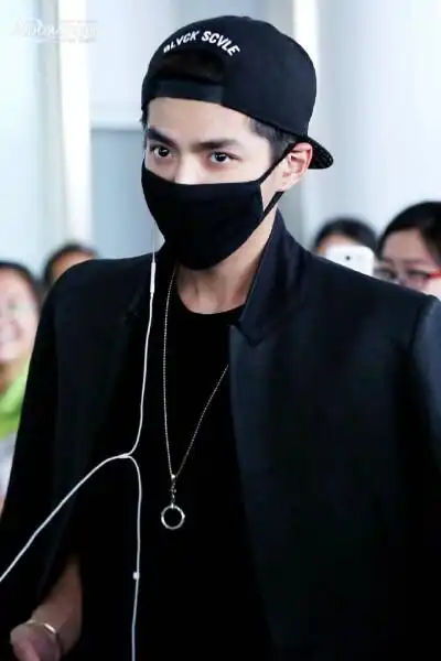 【吴亦凡】【kris】凡凡的机场秀