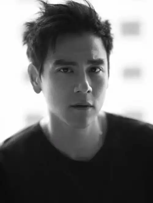 面部分析彭于晏身材像雕塑一样完美78