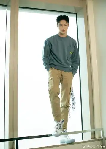 20201101张艺兴匡威街舞比赛