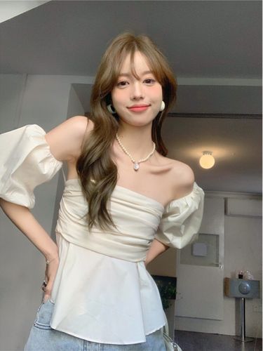 俏娃宝贝露肩一字肩上衣女生夏天露肩膀衣服泡泡袖一字领女春季2024法