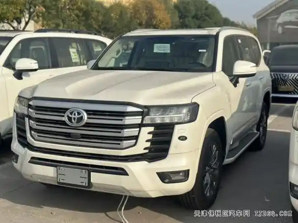 全世界销量最好的硬派越野车丰田酷路泽lc300港口大批