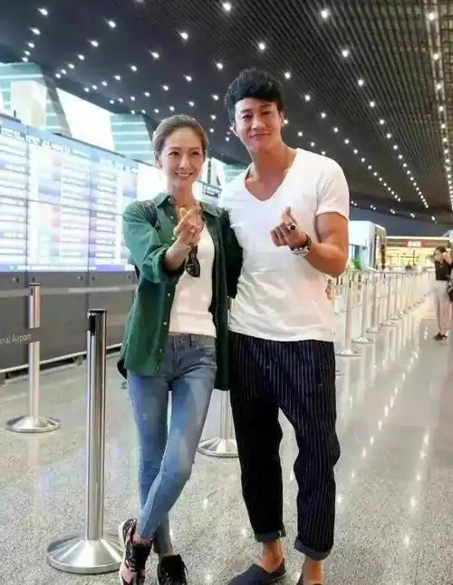 何润东老婆有多美?