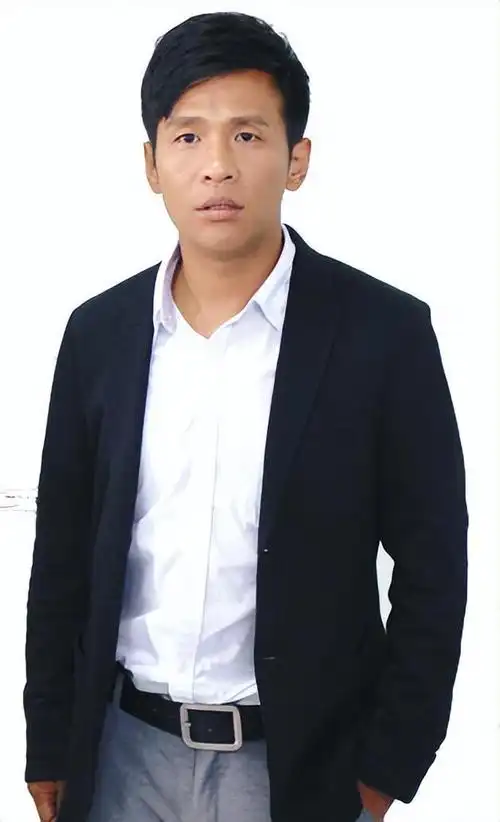 宋小宝:与相伴7年发妻离婚后,转身娶小8岁粉丝,今婚姻状况如何