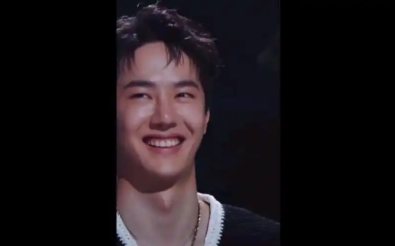 王一博治愈笑容