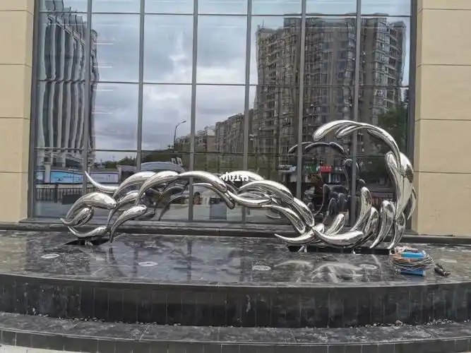 舟山希尔顿水景雕塑