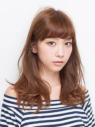 最新女士中长发 波波头引潮
