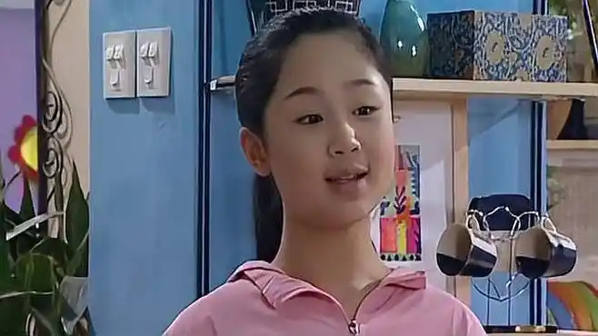 家有儿女:小雨劝说无果,怎料刘星简简单单一句话,小雪立马同意-影视综