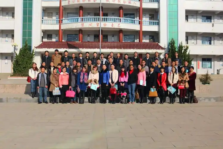 贵州省高中化学邓明非名师工作室