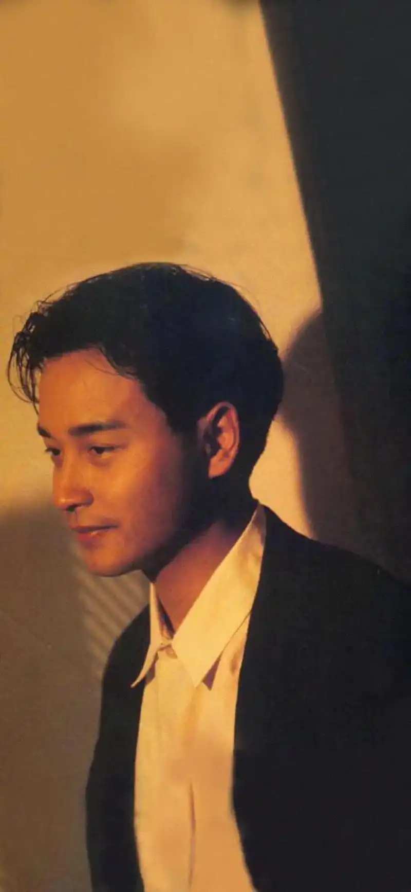 哥哥张国荣纪念日#张国荣#愚人节不愚人 #壁纸分享 #痞帅男 - 抖音