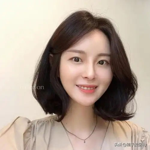 头大适合什么发型,头比较大的人适合剪什么发型(越剪越美的发型17款)