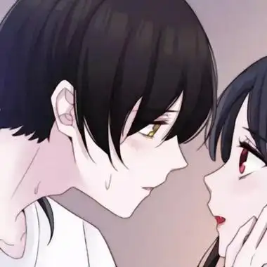 情侣头像一人一半动漫