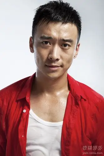 《兵王》将开机 硬汉郑奇体验军旅消防生活