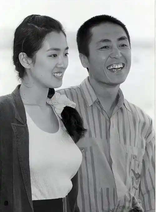 有人一夜成名,有人成为龙套,有人声名狼藉_张艺谋_周冬雨_电影