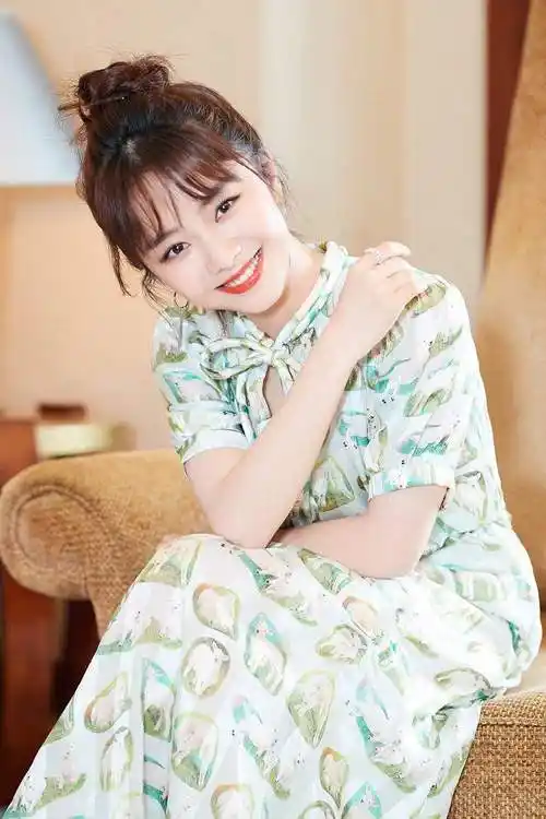 长相干净清纯的女生,符合这4点,就算五官一般也深受男生的喜欢