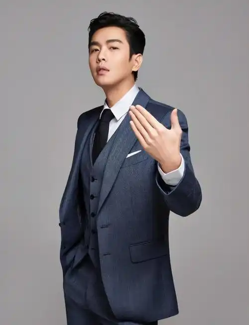 "最惨京少"张若昀:我这辈子最庆幸的事,就是撞车撞出个老婆!