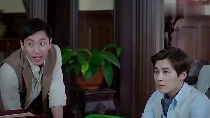 麻雀陈深和碧城单独出去谁料扁头竟在背后说他勾搭别人老婆