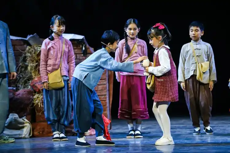 儿童剧《孩子剧团》武汉首演 再现80年前的"革命小战士"