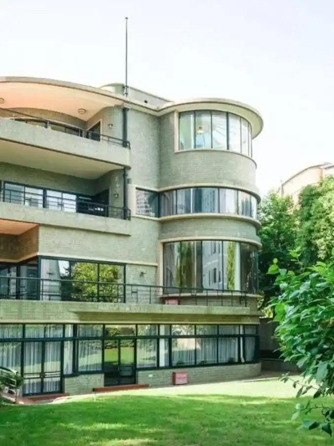 被angelababy点名的巨富长上海小马路之王