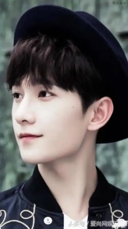 杨洋个人资料 中国影坛新生代男演员杨洋 演员杨洋简历个人资料简介