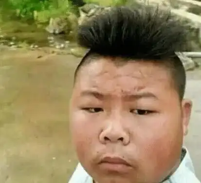 素有网络第一正太尐白兎的小白兔,很多非主流网站都有介绍他,现在照片