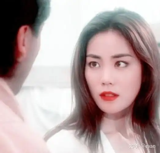 1994年主演tvb电视剧《千岁情人》,王菲饰演一番大女主,压番方中信