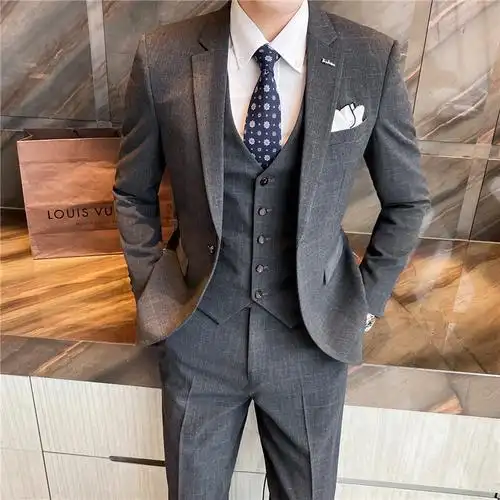 华中铭旗舰店 男士西服套装男西装三件套韩版修身帅气商务休闲小西装