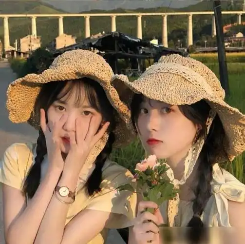 真人闺蜜头像你是我捧在心尖上的宝贝你值得一切美好