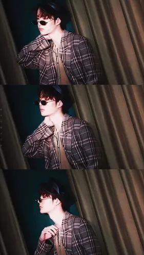 王一博三屏分隔照