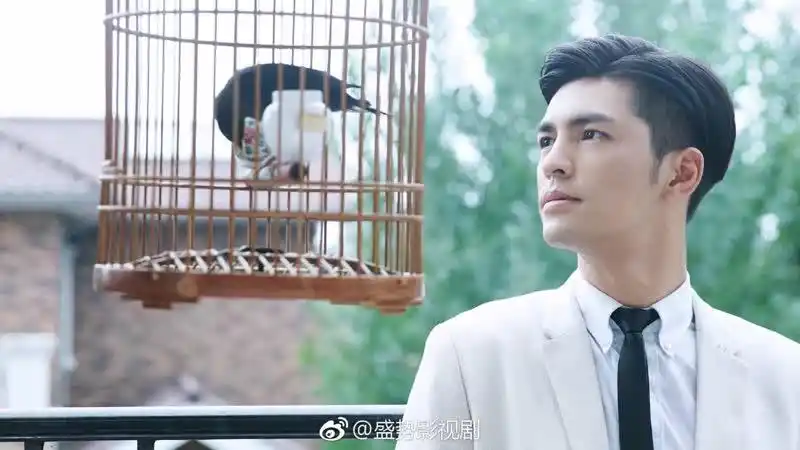 盛势第一季第二场点映片段03